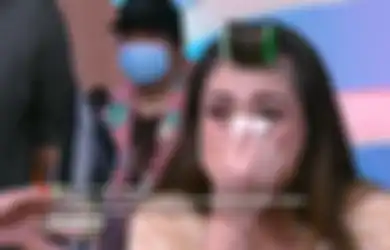 Curhat Masalah Komunikasi di Rumah Tangga, Celine Evangelista Tiba-tiba Singgung Suami yang Masih Berhubungan Sampai Kirim Kado dengan Mantan, Istri Stefan William: Aku Ngomong Tapi Dianya Susah...