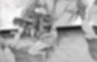 Viral Titan Pieck Pake Celana di Manga Attack On Titan Versi Malaysia