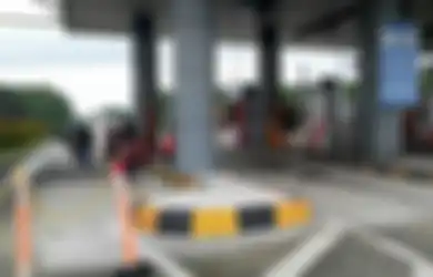 Pakai 1 Kartu untuk 2 Mobil, Iring-iringan Keluarga Ini Terpaksa Tertahan di Tol: Kami Mau Antar Kakak Paling Tua Berobat