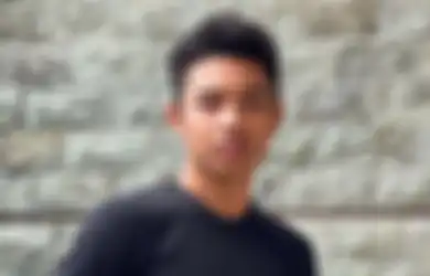 Pundi-pundi Pendapatannya Meingkat Pesat Usai Kasus Dayana, Fiki Naki Beri Kejutan Mobil Baru untuk Ibunya: Yok Nyetir, Mobil Mamah Ini  