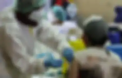 Vaksin Dosis 3 Mulai Awal Tahun dan Warga Harus Bayar  Rp 100 Ribu?