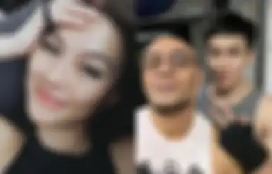 Tak Canggung Lakukan Hal Ini Bareng Agnez Mo Meski Tahu Mantan Kekasih Sang Ayah, Azka Corbuzier Ungkap Respon Tak Terduga: Ini Aneh