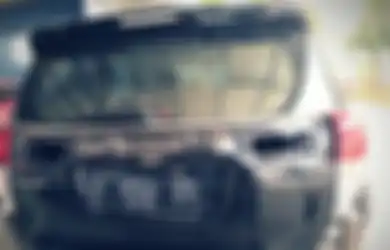 Nekat Beli Mobil Padahal Sudah Tahu Belum Bisa Nyetir, Warga Kampung Milyader Tuban Kena Batunya, Belasan Mobil Malah Ringsek Usai Kecelakaan!