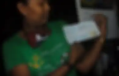 Rela Ngutang Demi Status PNS Secara Instan Tersemat pada Anaknya, Ibu Ini Cuma Bisa Ngelus Dada Mahar Rp 200 Juta Digondol Tetangga, Kini Kembang Kempis Bayar Cicilannya