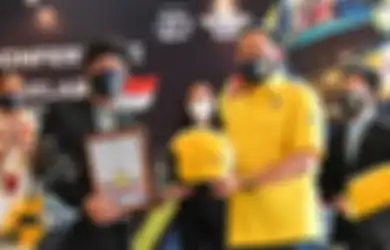 Pantas Saja Dijadikan Wakil Keluarga dalam Pernikahan Atta dan Aurel, Ketua MPR Bamsoet Bongkar Sosok Menteri yang Nangis-nangis Agar Bisa Masuk Kabinet Jokowi