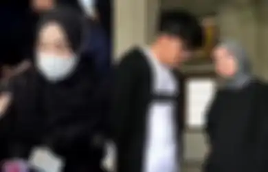Makin Rajin Tampil di Medsos Usai Cerai dari Ayus Sabyan, Penampilan Ririe Fairus Bikin Netizen Curiga: Nikmat Tuhanmu yang Manakah yang Kamu Dustakan?