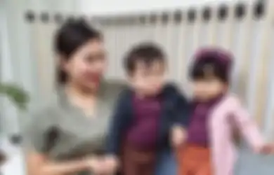 Dunia Seolah Runtuh Saat Tahu Anak Kembarnya Terinfeksi Covid-19, Syahnaz Cuma Bisa Menangis