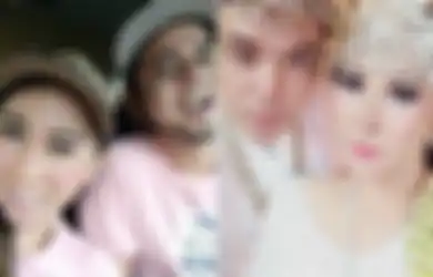 Lepas dari Jeratan Rio Reifan, Henny Mona Sah Jadi Istri Sandy Tumiwa hingga Tulis Pesan Menohok: Lebih Baik Menikah dengan Orang yang Tidak Munafik