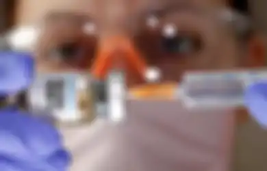 Satu Lagi Jenis Vaksin Baru Tiba di Indonesia, Kenali 5 Fakta Vaksin Covid-19 AstraZeneca Ini Termasuk Efek Sampingnya