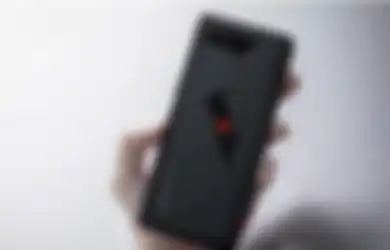 Canggihnya ASUS ROG Phone 5 Bisa Charge Tanpa Lewat Baterai, Bikin Awet!
