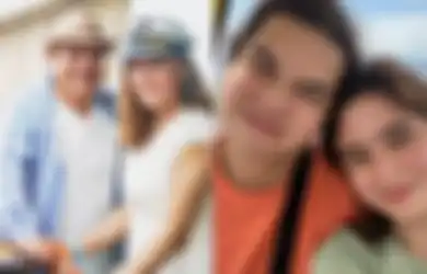Bak Bumi dan Langit Dengan Calon Besan, Keluarga Tissa Biani Tak Gengsi Tampil Sederhana Meski Putrinya Kini Jadi Selebriti Papan Atas, Intip Potretnya yang Jauh Dari Kesan Mewah