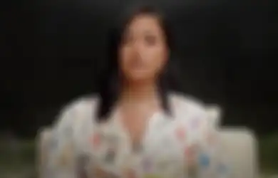 Demi Lovato Sarankan Remaja Cewek Jangan Pacaran Sama yang Jauh Lebih Tua