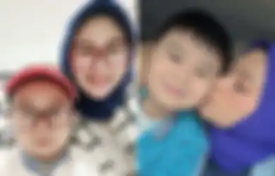 Berakhir Damai! Daus Mini Ajak Istrinya Sambangi Rumah Yunita Lestari Minta Maaf Soal Tes DNA untuk Ichal