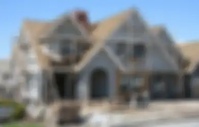 Jangan Asal Bangun, Tetangga Sekitar Juga Harus Dilibatkan Saat Proses Membangun Rumah, Ini Sebabnya!