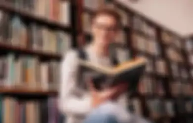 Ngerasa Berkepribadian Introvert? 8 Jurusan Kuliah Ini Mungkin Cocok buat Lo