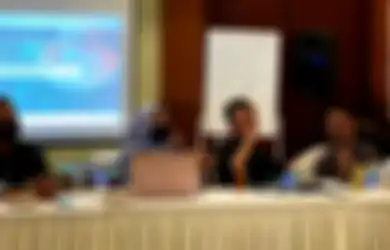 Nggak Cuma Urusan Bisnis, Menjadi Sociopreneur Juga Mengembangkan Kepedulian Sosial Anak Muda