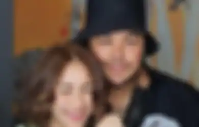 Bak Cinta Mati dengan Sahabatnya Sendiri, Ini Alasan Ivan Gunawan Berani Cium Bibir Ayu Ting Ting: I Love Her