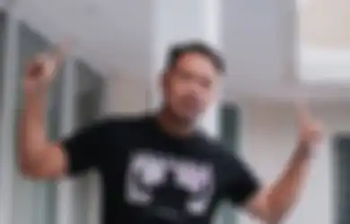 Pantas Bikin Para Wanita Tergila-gila Meski Banyak Kontroversi dan Sensasi, Vicky Prasetyo Ternyata Punya Rahasia yang Bikin Kaum Hawa BErtekuk Lutut, Mbak You Sebut Sang Gladiator Cinta Miliki Aura Ini