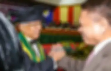 Jadi Bankir Dunia Sampai Dipercaya Legenda Intelijen Indonesia, Adnan Ganto Nyatanya Berasal dari Keluarga yang Serba Sulit, Ayahnya Cuma Kerja Tambal Ban, Begini Kisahnya...