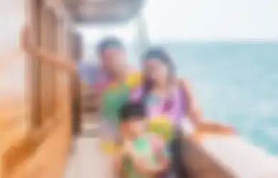 Mentang-mentang Nagita Slavina Hamil dan Tak Puasa, Istri Sultan Andara Goda sang Anak yang Tengah Anteng Belajar Ibadah, Rafathar: Dosa Mama Bukan Aa!