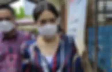 Sidang Cerai Ditunda, Ini Alasan Istri Lukman Sardi Datangi Persidangan Wulan Guritno dan Adilla Dimitri, Kuasa Hukum: Nggak Ada Masalah