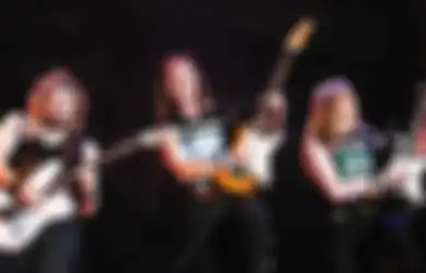 Iron Maiden Lagi Asik Mengerjakan Hal yang Sangat-Sangat Menarik
