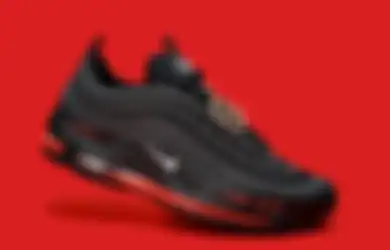 Musisi Lil Nas X. Bikin Sepatu Setan yang Disuntik Darah Manusia, Nike Blacklist dan Gugat Label Desainer