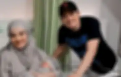 Takjub Melihat Kelahiran Buah Hatinya, Irwansyah Sempat Terdiam Saat Lihat Putranya dengan Zaskia Sungkar: Pikiran Campur Aduk Disitu