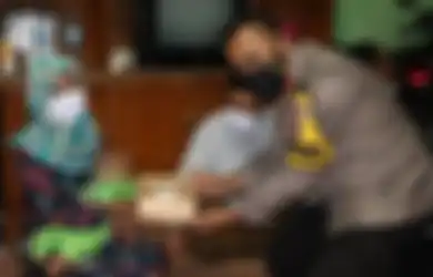Hidup Merana Serta Terlilit Utang, Istri Terduga Teroris di Sukabumi Ini Dapat Kiriman Bantuan dari Jokowi