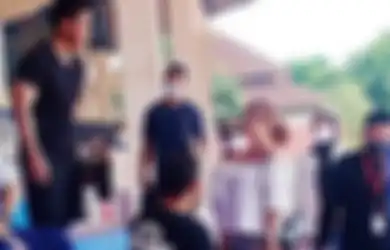 Niat Hati Pamer Foto Bareng Nadya Arifta di Mall, Kaesang Malah Disemprot Netizen: Cewenya Keliatan yang Agresif Ya