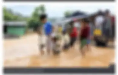 Bak Jejalkan Rakyatnya Sendiri ke Sarang Kematian, Timor Leste Tak Berkutik Dihantam Banjir Besar Tepat saat Jalankan Lockdown, Bahkan Satu-satunya Harapan Melawan Pandemi pun Ikut 'Terkubur'