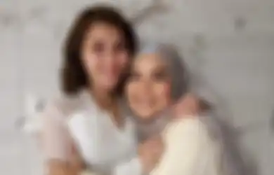 Bak Alih Fungsi, Kafe yang Jadi Ladang Uang Ayu Ting Ting Tetiba Tuai Sorotan Usai sang Ibu Unggah Potret Tak Biasa Ini
