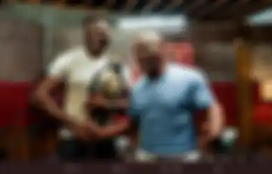 Viral Video Mike Tyson Pukuli Penumpang Pesawat, Polisi Selidiki Kasusnya