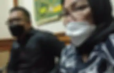Putrinya Tutupi Masalah Rumah Tangganya, Ibunda Nindy Ayunda Sampai Banjir Air Mata Usai Beri Kesaksian dalam Sidang Cerai Anaknya: Akhirnya Terbongkar