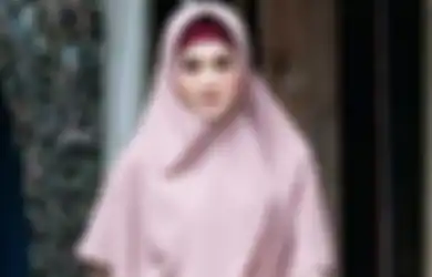Sambil Berderai Air Mata, Mulan Jameela Umbar Kesedihan Gegara Tak Dapat Perlakuan Sama Seperti Ayah Tiri Al El Dul