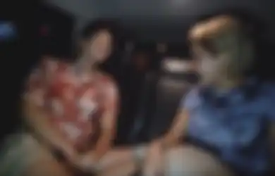 Nikita Mirzani Pamer Foto Mesra Bareng Dimas Beck hingga Berani Sebut 'Ayang', Netizen Auto Heboh: Dapet Brondong nih Nyai