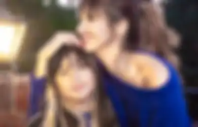 Bongkar Foto-foto Lawas Nia Ramadhani Bersama Para Mantannya, Mikhayla Zalindra Tak Terima hingga Cekcok dengan Sang Ibu