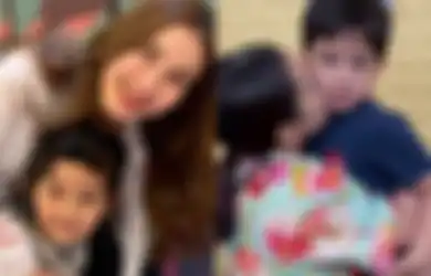 Beda Jauh! Meski Sama-sama dari Keluarga Artis Nasib Anak Ayu Ting Ting Diramal Tak akan Mampu Saingi Nasib Putra Raffi Ahmad dan Nagita Slavina, Rafathar Diterawang Bakal Jadi Milyader!
