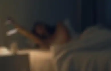 Pantas Sering Terbangun Tengah Malam, Ternyata Kebiasaan Sebelum Tidur Ini Penyebabnya, Hentikan Mulai Sekarang