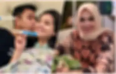 Air Mata Bahagia Mengucur Deras Saat Umumkan Hamil Anak Kedua, Rieta Amalia Justru Minta Nagita Slavina Hentikan Kebiasaan Buruk ini Selama Hamil