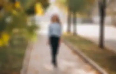 Yuk, Hindari 5 Hal Ini Saat Berjalan Kaki, Biar Lebih Nyaman!
