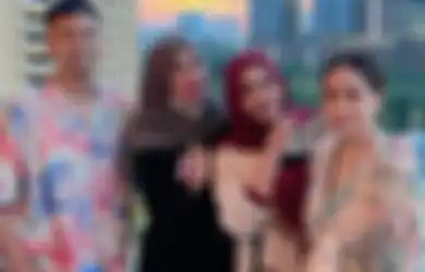 Tangisnya Seketika Pecah, Mama Rieta Mendadak Singgung Soal Kehilangan Nagita Slavina dan Caca Tengker: Minta Waktunya Susah