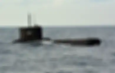 KRI Nanggala-402 Tenggelam, Tangis Istri Serda Guntur Teknisi Senior Kapal Selam Pecah: Suami Saya Sebenarnya Sempat Tak Ingin Berangkat