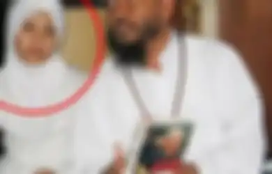 Masih Ingat Syekh Puji? Inilah Sosok Istri Kesayangan Dinikahinya Saat Masih Remaja, Tetap Sederhana Meski Jadi Konglomerat