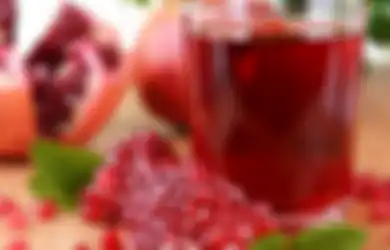 Superfood! Ternyata Ini 4 Manfaat Buah Delima Bagi Kecantikan!