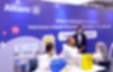 Allianz Indonesia Ikut Andil Sukseskan Vaksinasi COVID 19 Bareng OJK