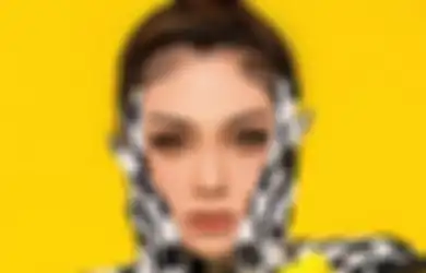 Tumbuh di Keluarga yang Berbeda Keyakinan, Celine Evangelista Akui Rutin Rayakan Lebarang Bersama Keluarga Setiap Tahunnya: Kita Semua Kayak Pake Kaftan