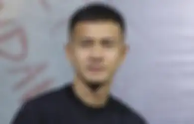 Biodata Artis Herjunot Ali, Aktor Ganteng yang Dituding Gay karena Tak Kunjung Nikah di Umur 35 Tahun, Ternyata Sempat Cium Rekan Cowoknya!