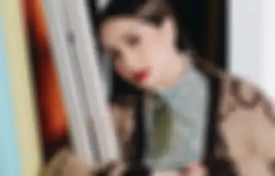 Gemar Poles Wajah dan Koleksi Banyak Produk Mahal, Kini Saat Nagita Slavina Hamil Anak Kedua Justru Rela Hibahkan Setumpuk Peralatan Make Up Miliknya: Cepet deh Kalau Bagi-bagi