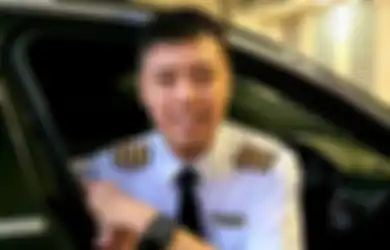 Punya Pesawat Harga Miliaran dan Kerap Pamer Kekayaan Hasil Trading, Nasib Vincent Raditya Disebut Bakal Susul Indra Kenz dan Doni Salmanan Jadi Incaran Polisi